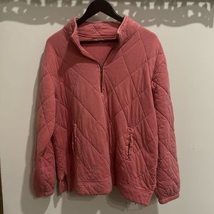 Dusty rose quilted pull over with pockets and zipper